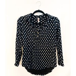 Black Geometric Long Sleeve